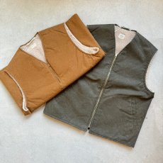 画像1: 【2色展開】-NECESSARY or UNNECESSARY-OLD VEST (1)